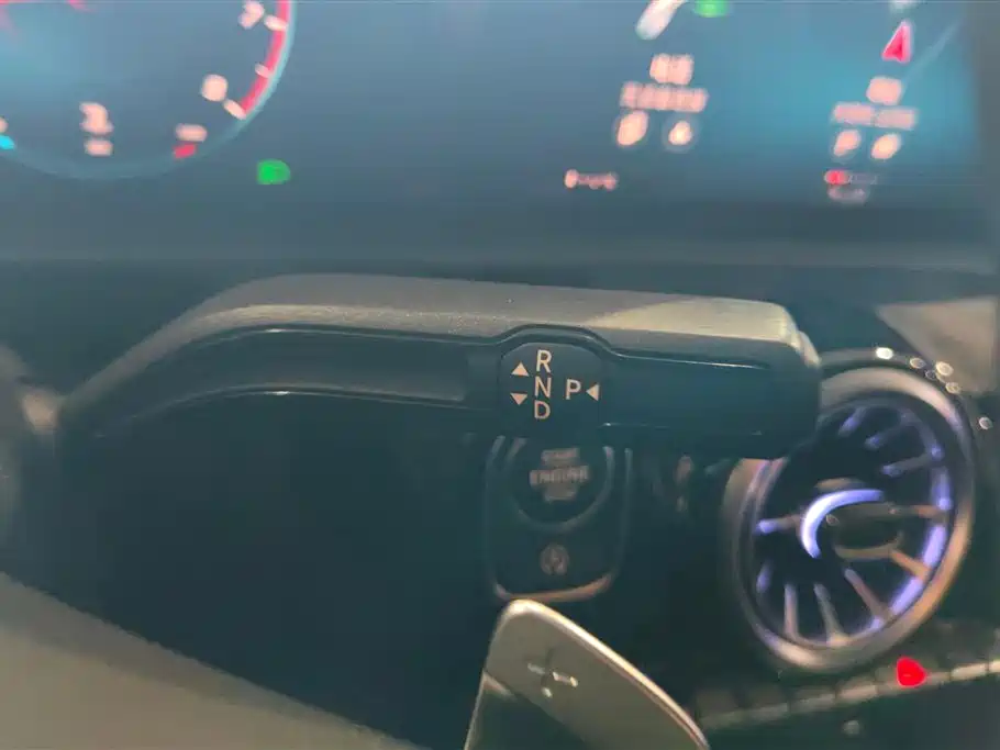 Mercedes-Benz A-Class 2022 — фото 16