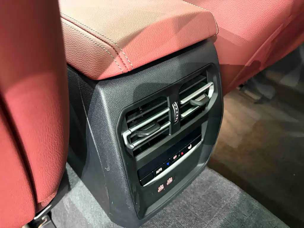 BMW i3 2023 — фото 17