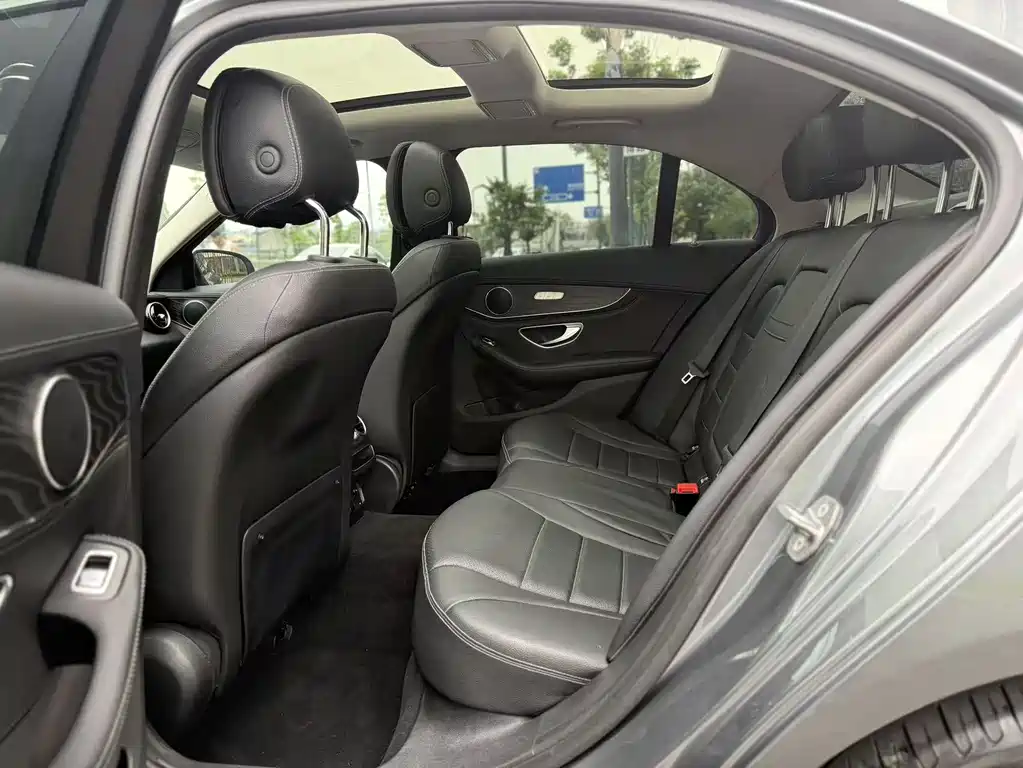 Mercedes-Benz C-Class 2020 — фото 10