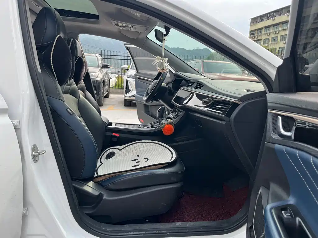Geely Emgrand GL 2021 — фото 9