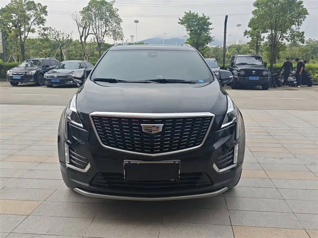 Cadillac XT5 2022 — фото 2