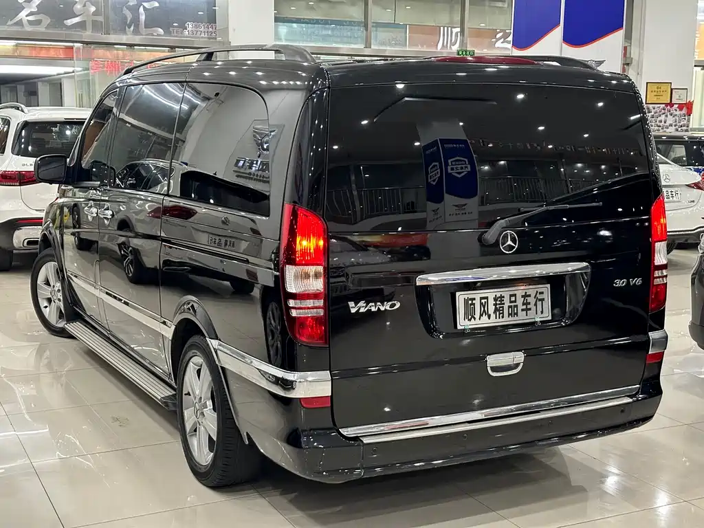 Mercedes-Benz Viano 2015