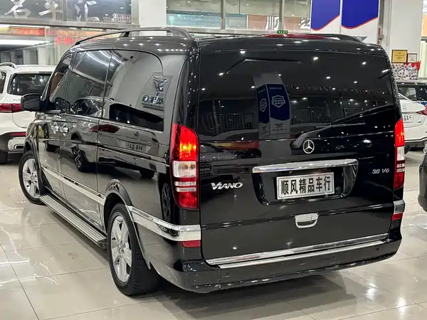 Mercedes-Benz Viano 2015