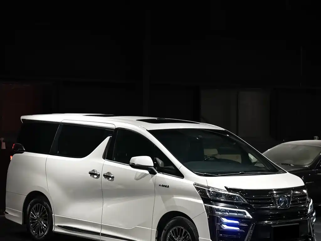 Toyota Vellfire 2019 — фото 3