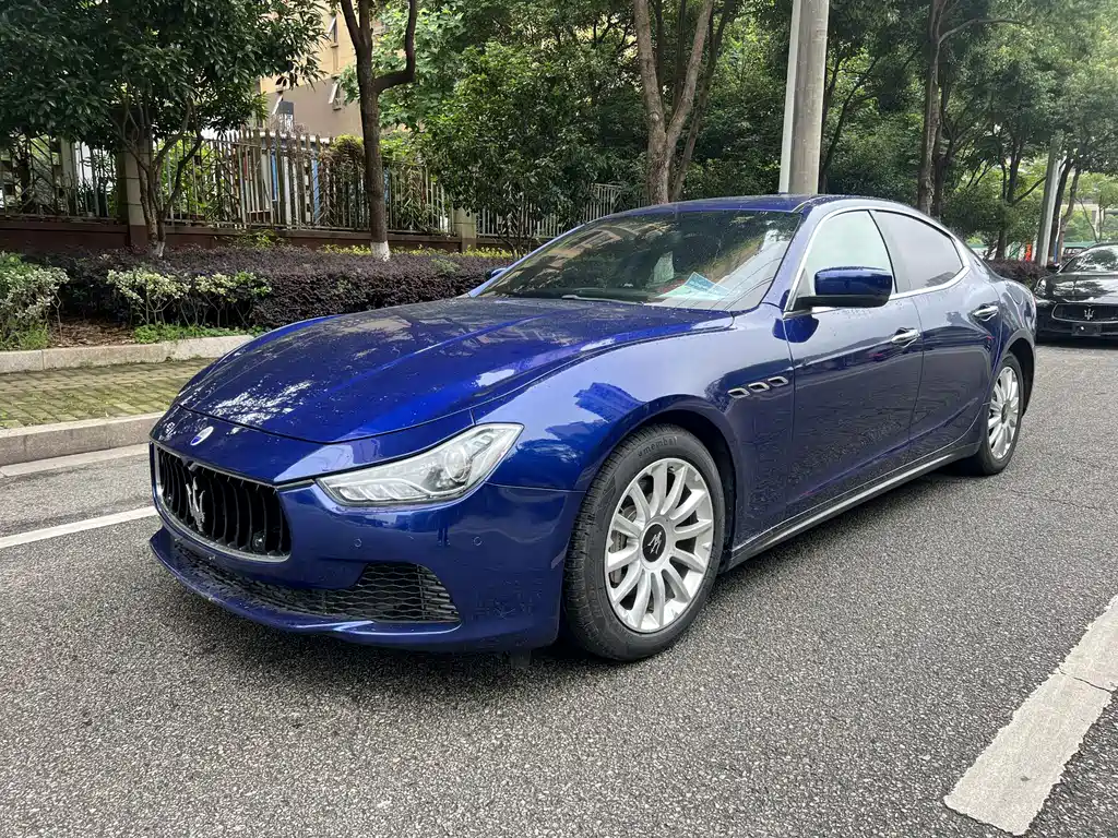 Maserati Ghibli 2015 — фото 1