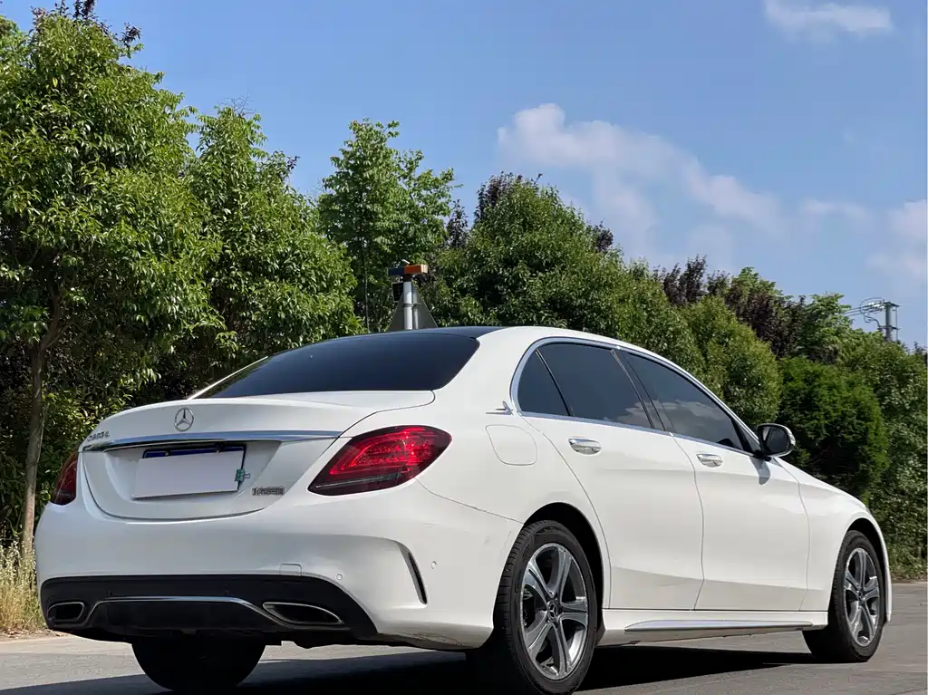 Mercedes-Benz C-Class 2019 — фото 7