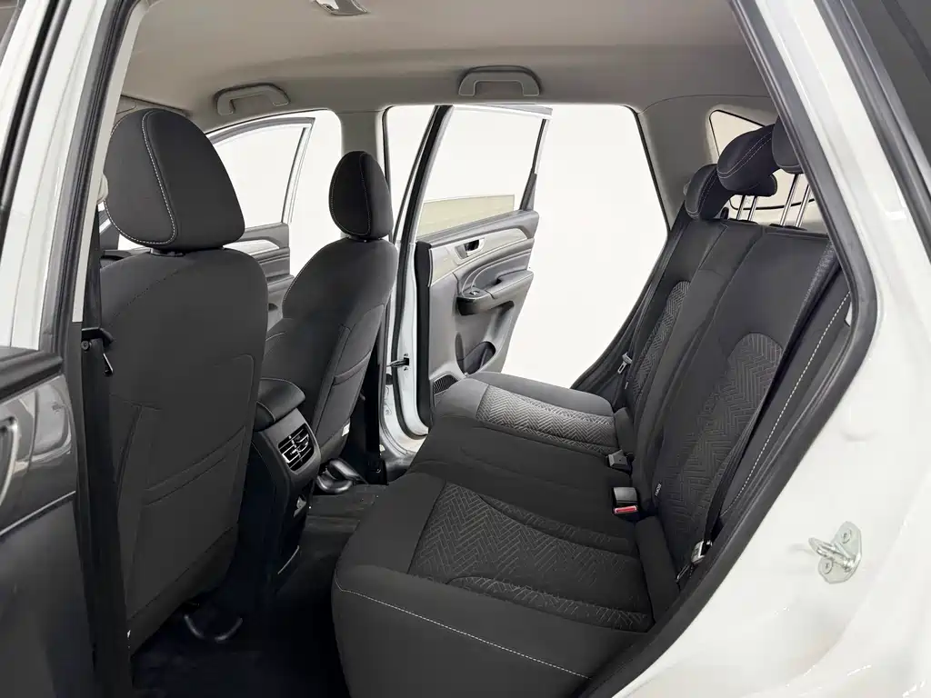 Haval M6 2023 — фото 10