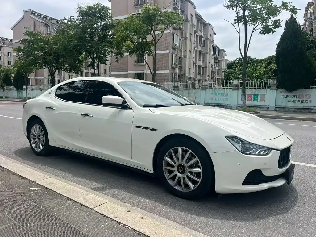 Maserati Ghibli 2015 — фото 3