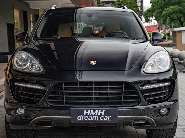 Porsche Cayenne 2011