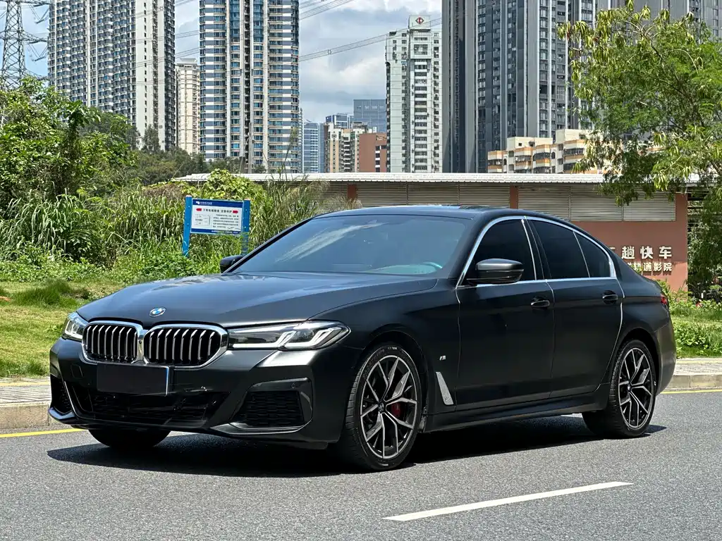 BMW 5 Series 2022