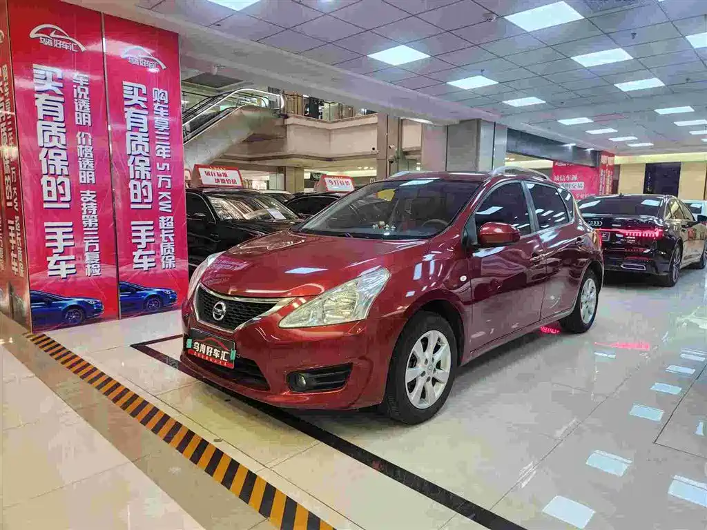 Nissan Tiida 2014