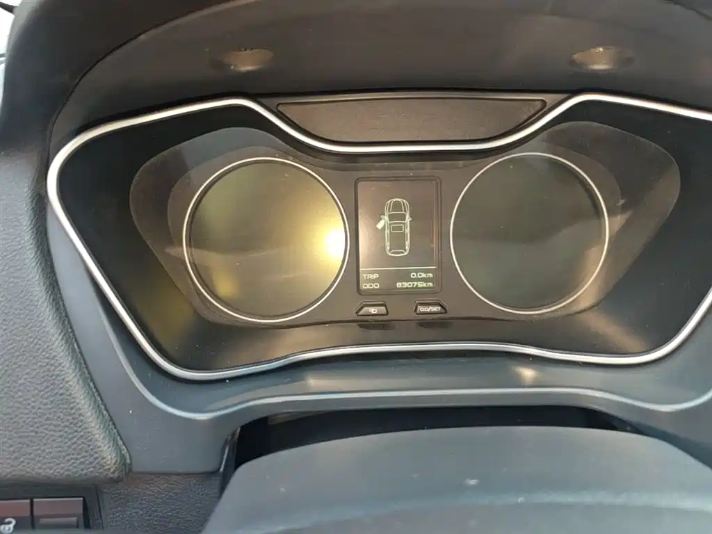 Geely Vision X6 2017 — фото 12