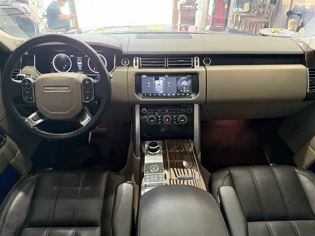 Land Rover Range Rover 2018 — фото 10