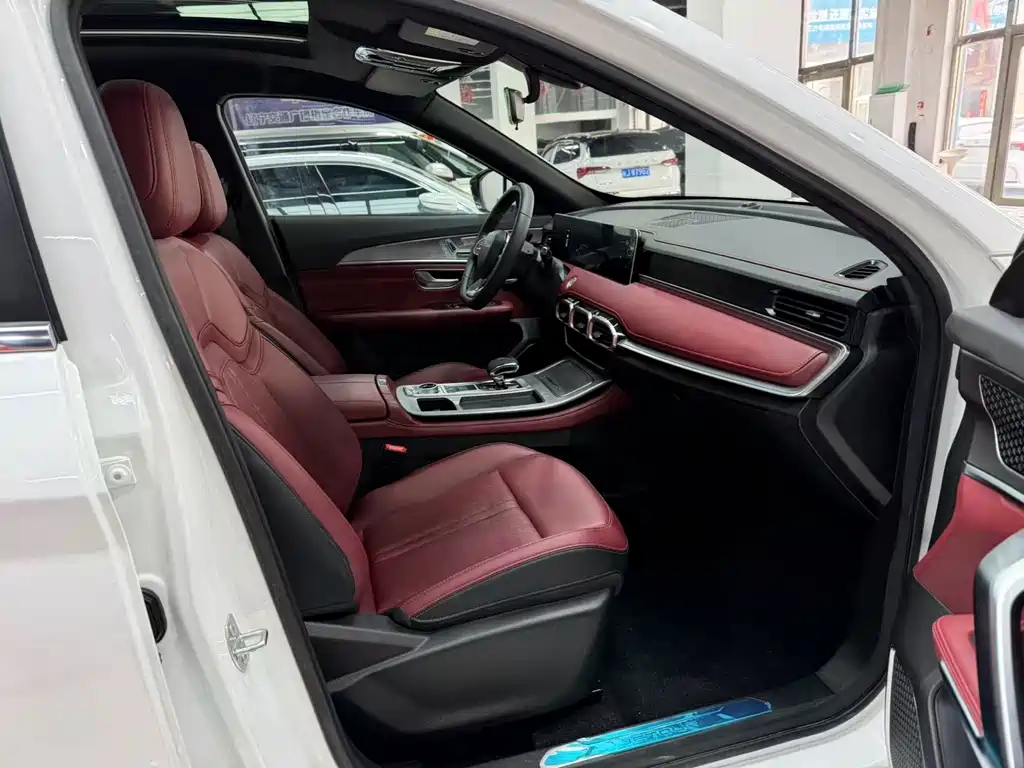Jetour Jietu X70 PLUS 2025 — фото 16