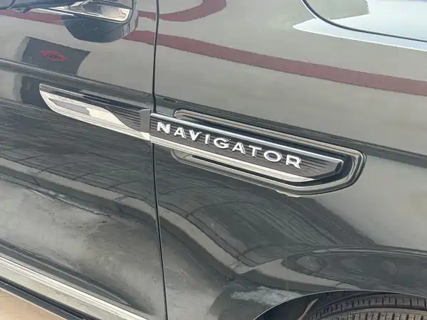Lincoln Navigator 2022