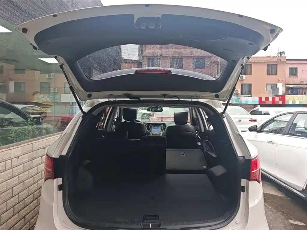 Hyundai Santa Fe 2015 — фото 19