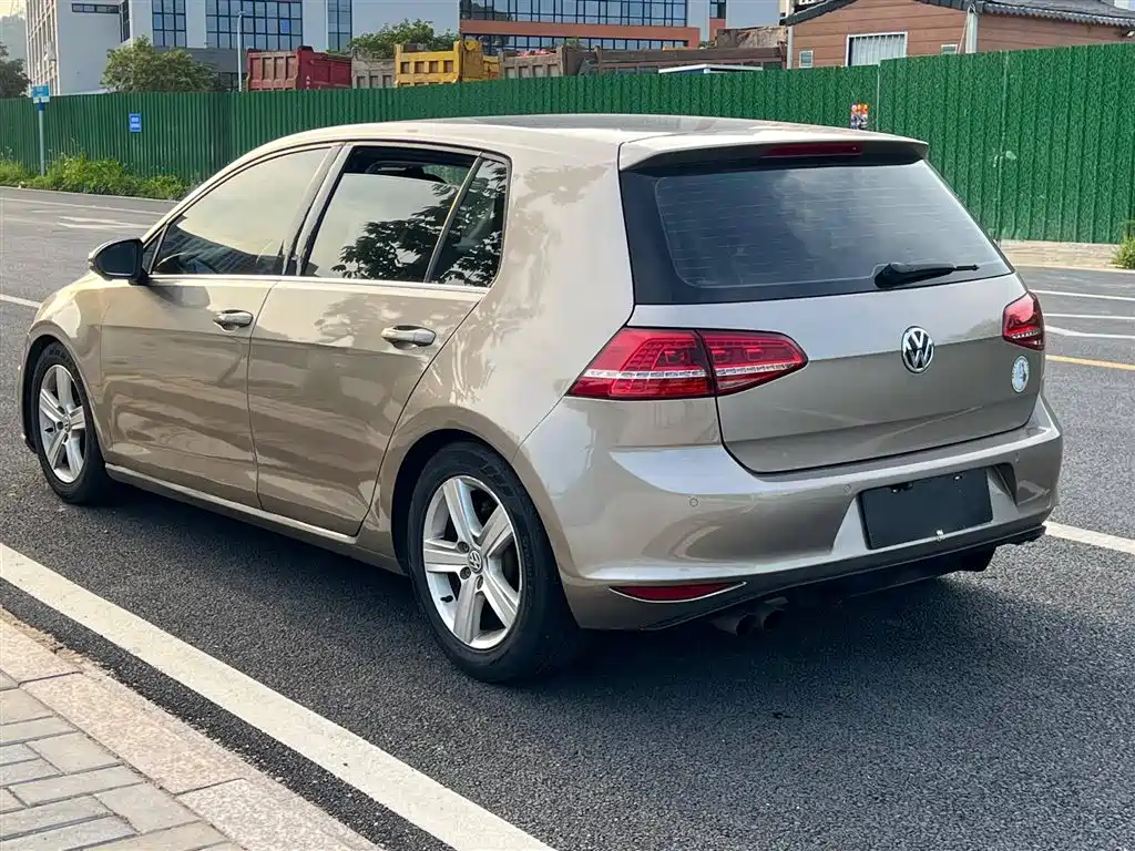 Volkswagen Golf 2014