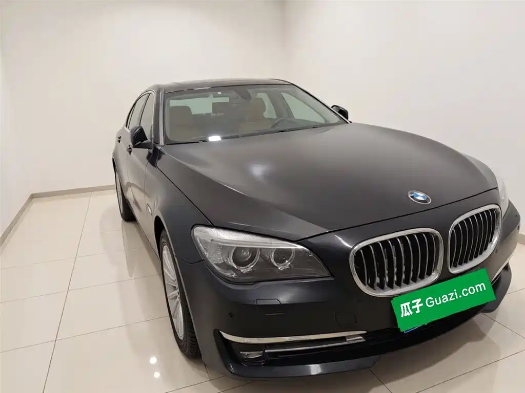 BMW 7 Series 2015 — фото 23