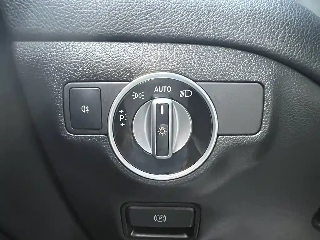 Mercedes-Benz CLA 2018 — фото 20