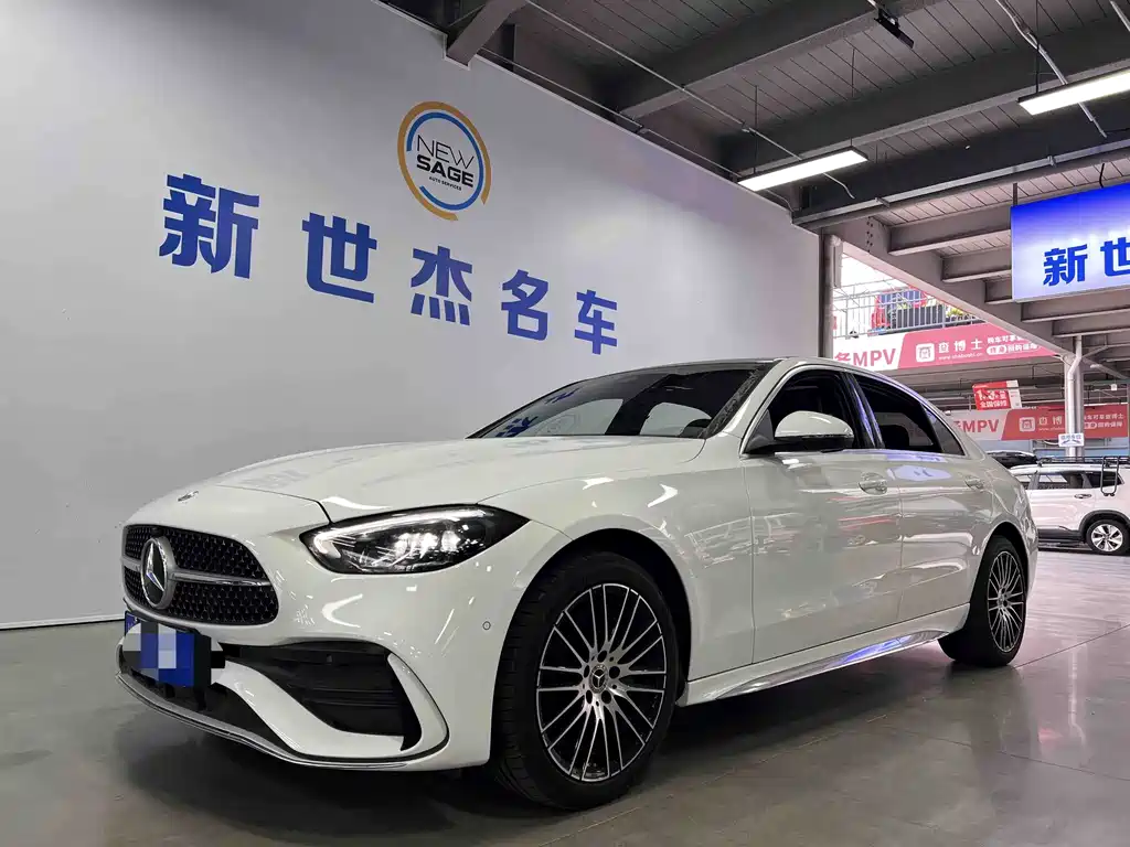 Mercedes-Benz C-Class 2024