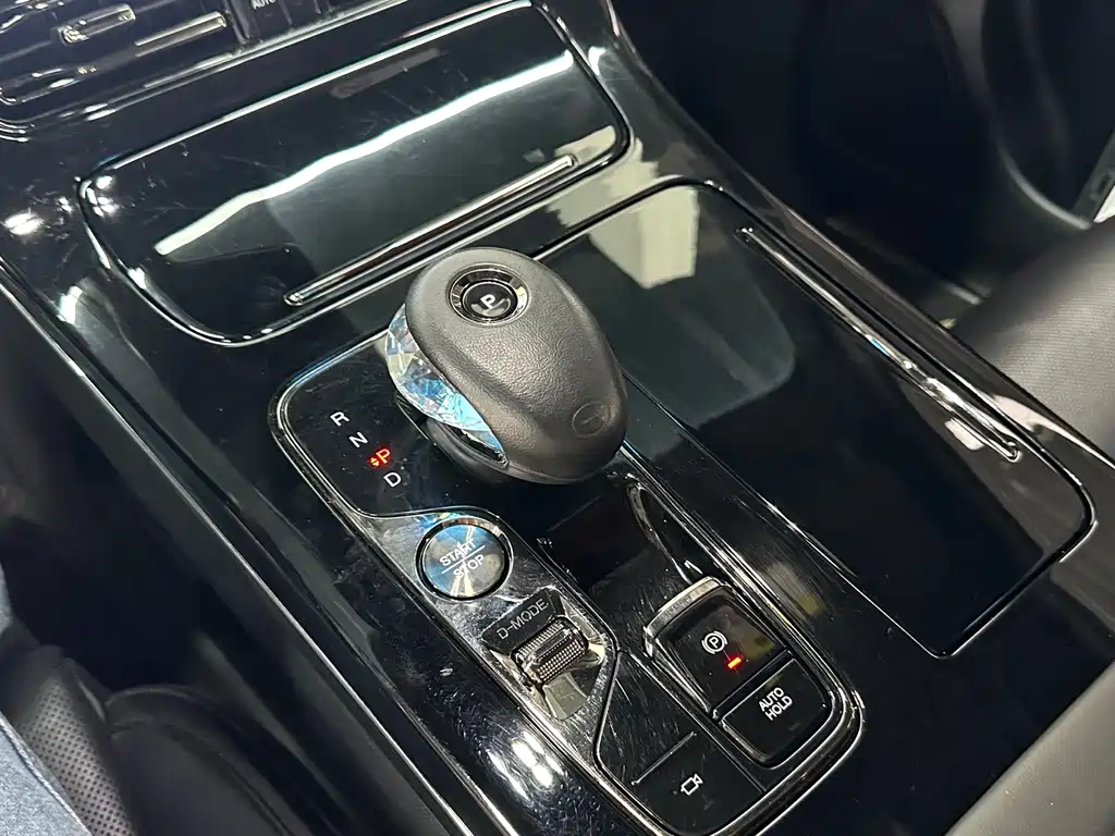 GAC Motor Trumpchi M8 2023 — фото 16