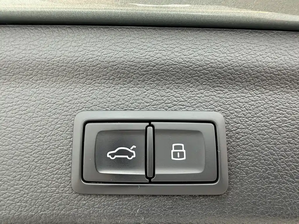 Audi Q3 2022 — фото 21