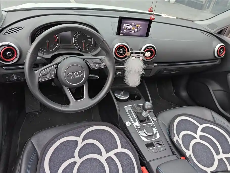 Audi A3 2021 — фото 12