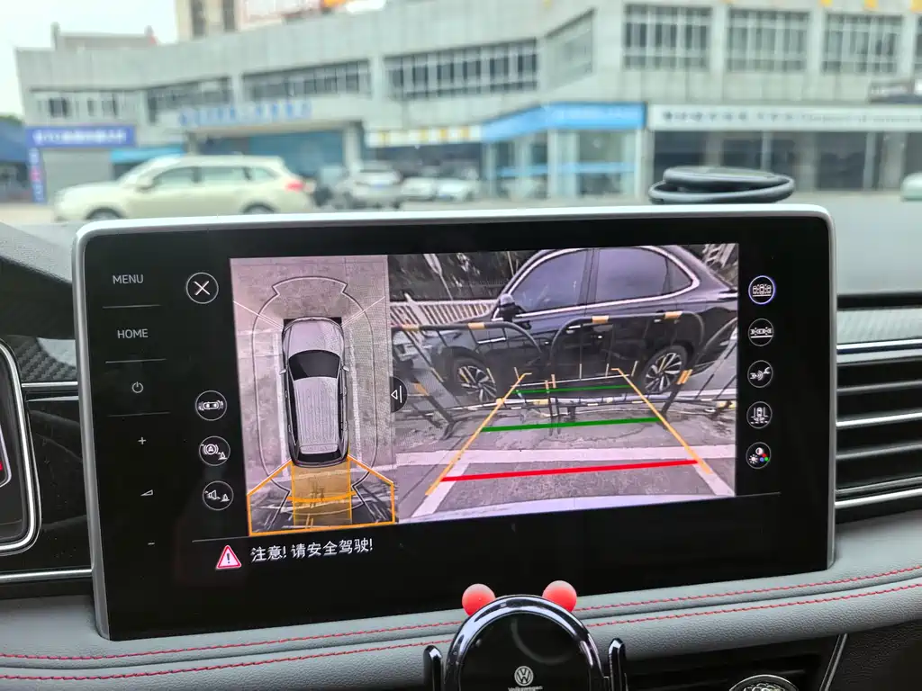 Volkswagen Tiguan L New Energy 2022 — фото 12