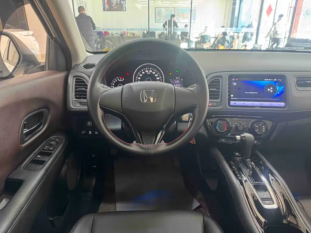Honda Vezel 2021 — фото 16