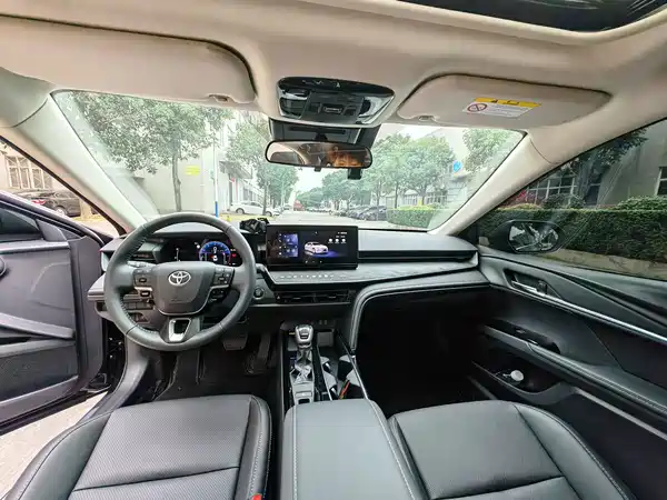 Toyota Camry 2024
