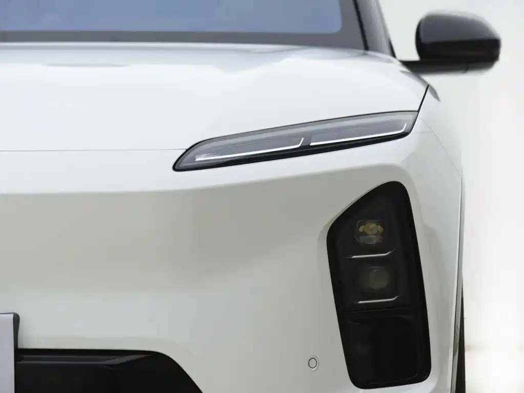 NIO ES6 2025