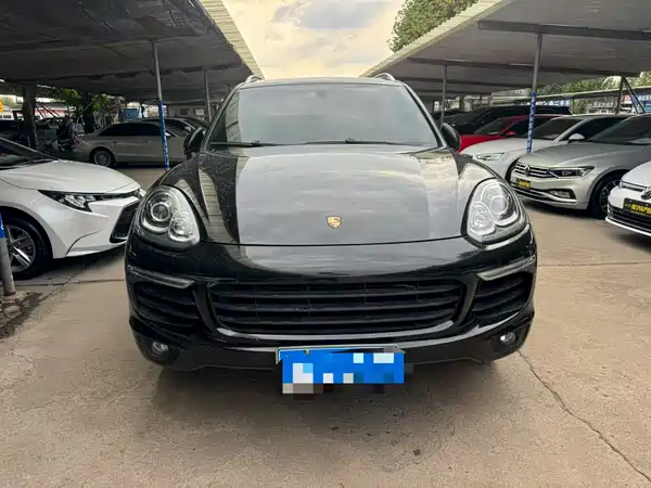Porsche Cayenne 2015