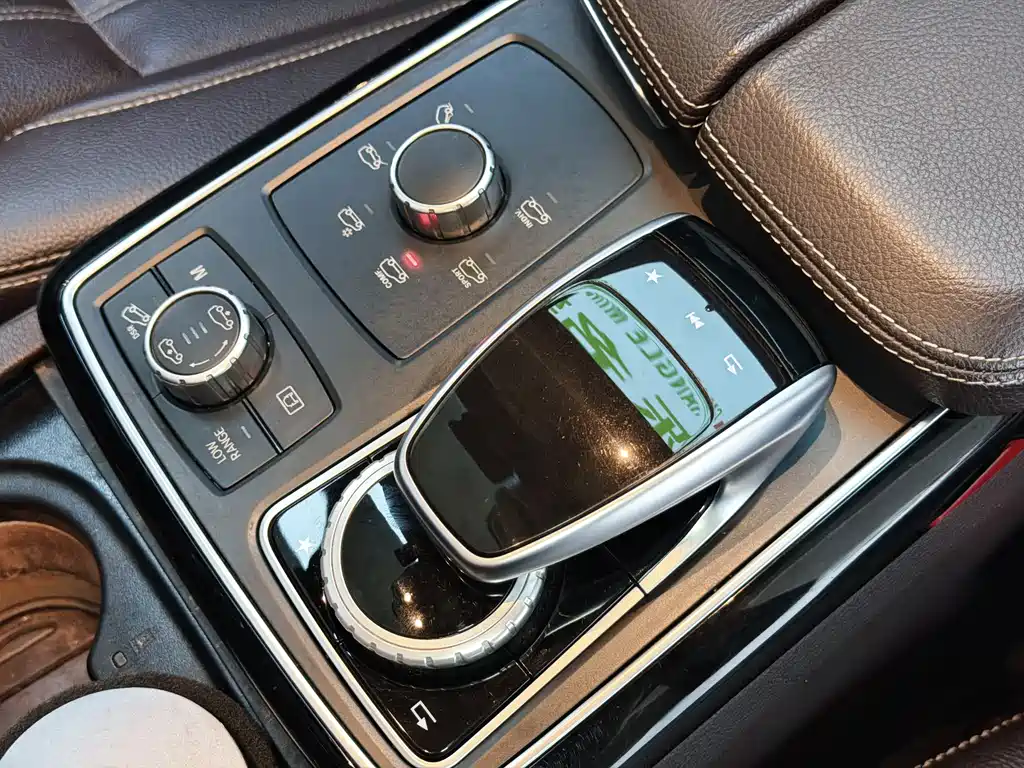 Mercedes-Benz GLS 2019 — фото 12