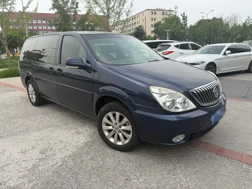 Buick GL8 2017