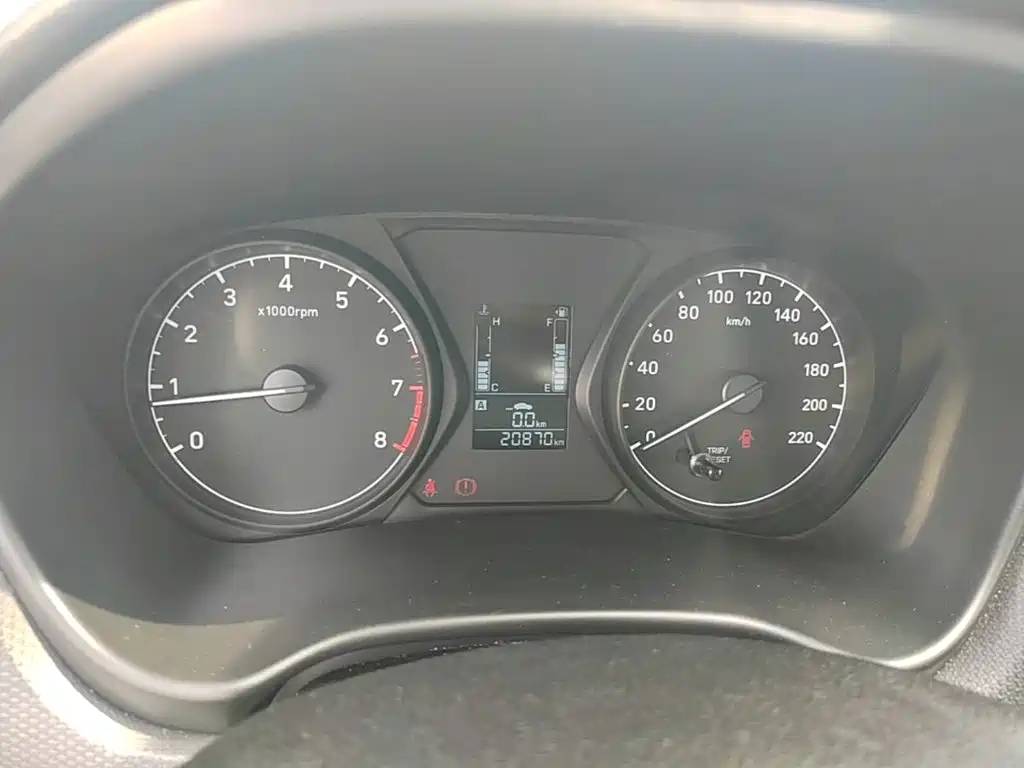 Hyundai Verna 2020 — фото 12
