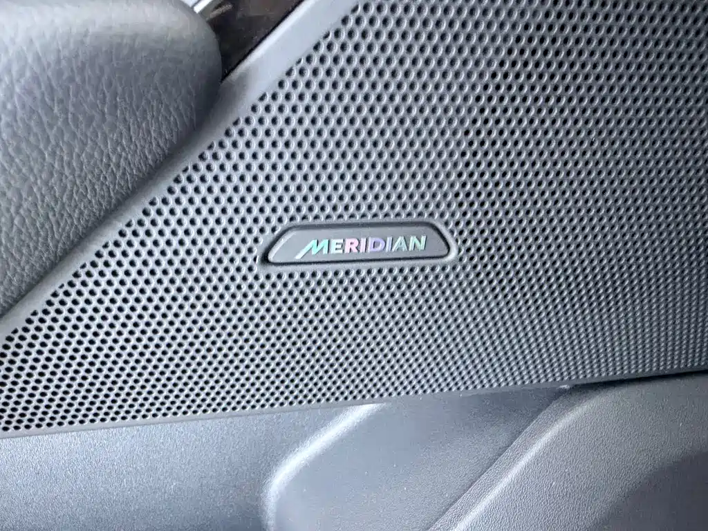 Land Rover Velar 2021 — фото 14