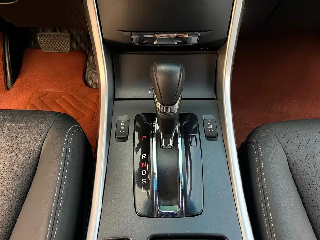 Honda Accord 2014 — фото 13