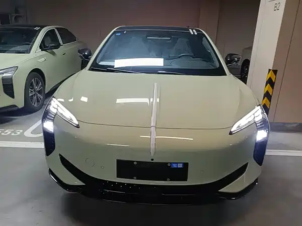 Hongqi EH7 2026
