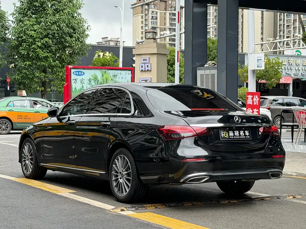 Mercedes-Benz E-Class 2021