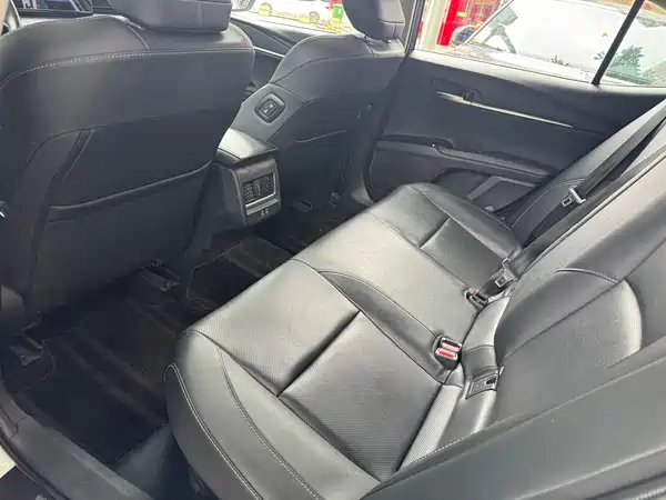 Toyota Camry 2024