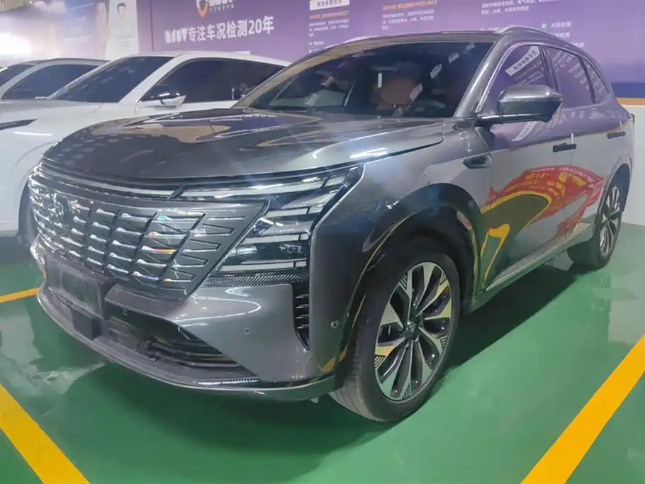 Changan CS75 PLUS 2025 — фото 1