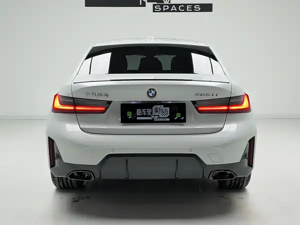 BMW 3 Series 2023
