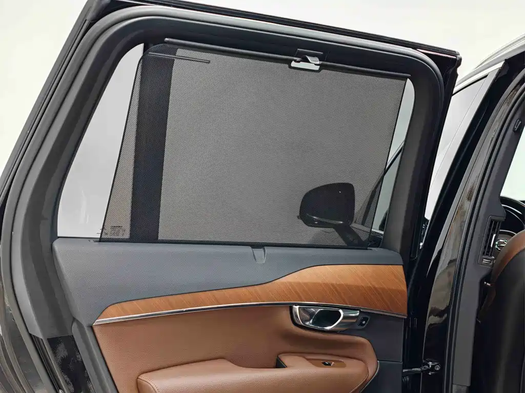 Volvo XC90 2020 — фото 10