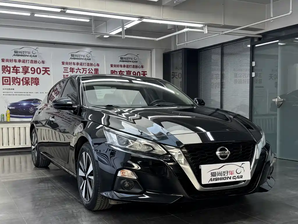 Nissan Teana 2022