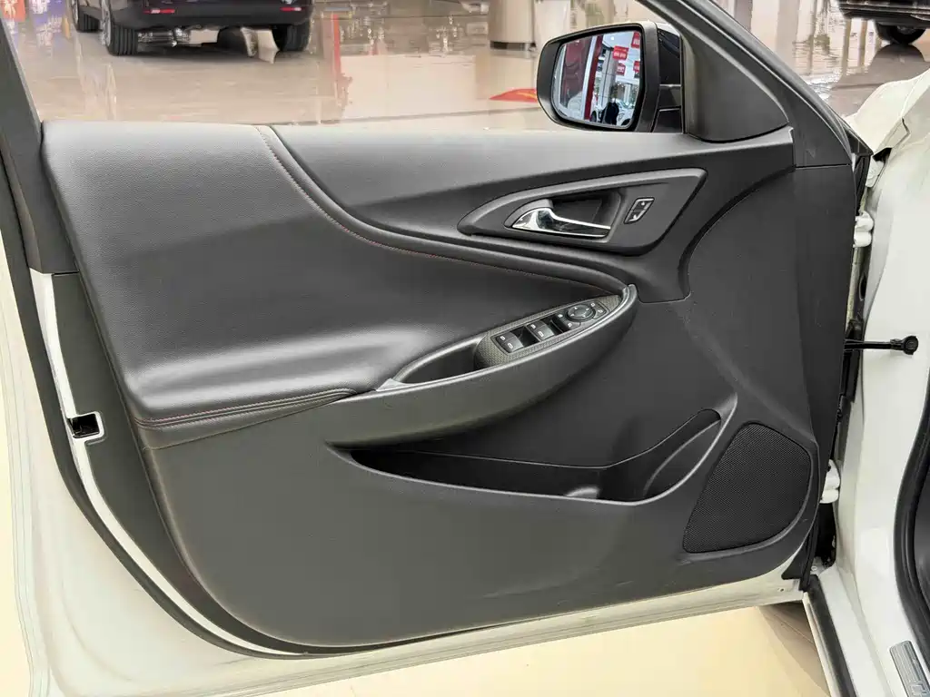 Chevrolet Malibu XL 2021 — фото 14