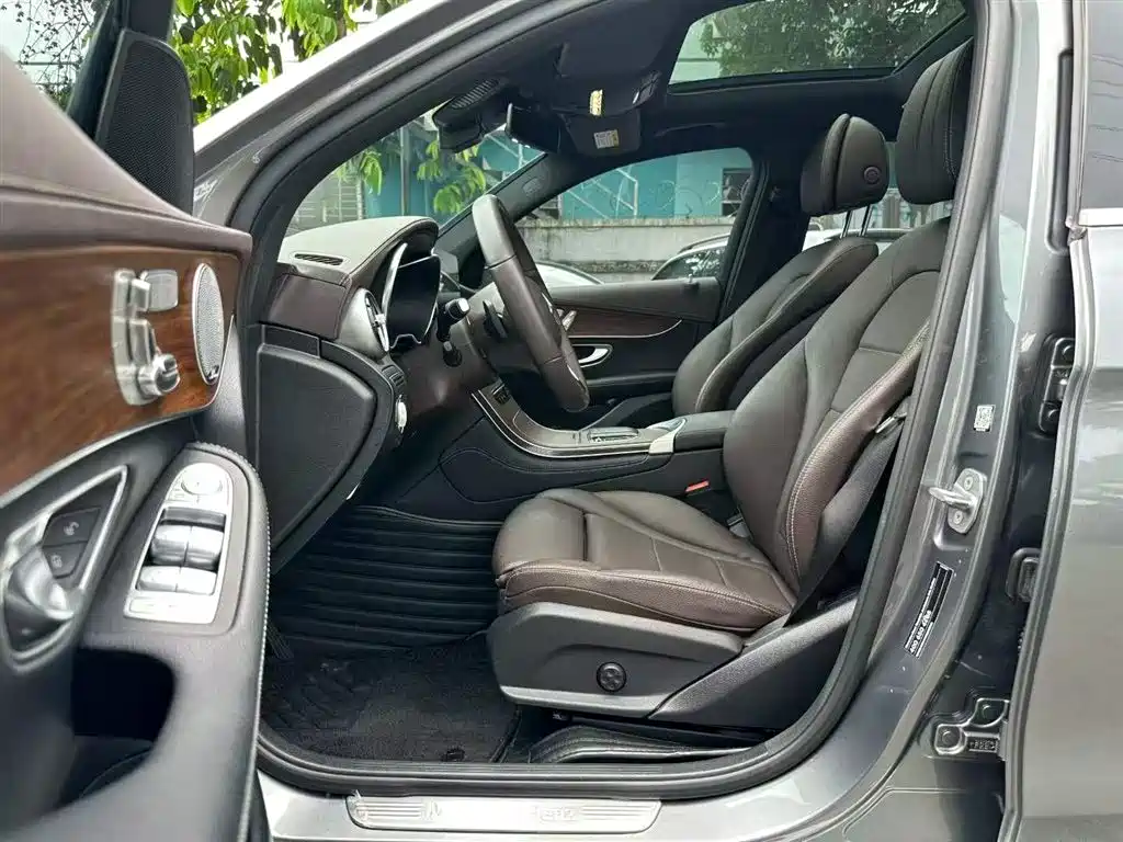 Mercedes-Benz GLC 2021