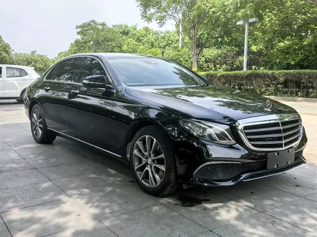 Mercedes-Benz E-Class 2016