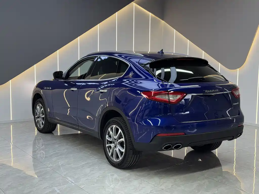 Maserati Levante 2018 — фото 5