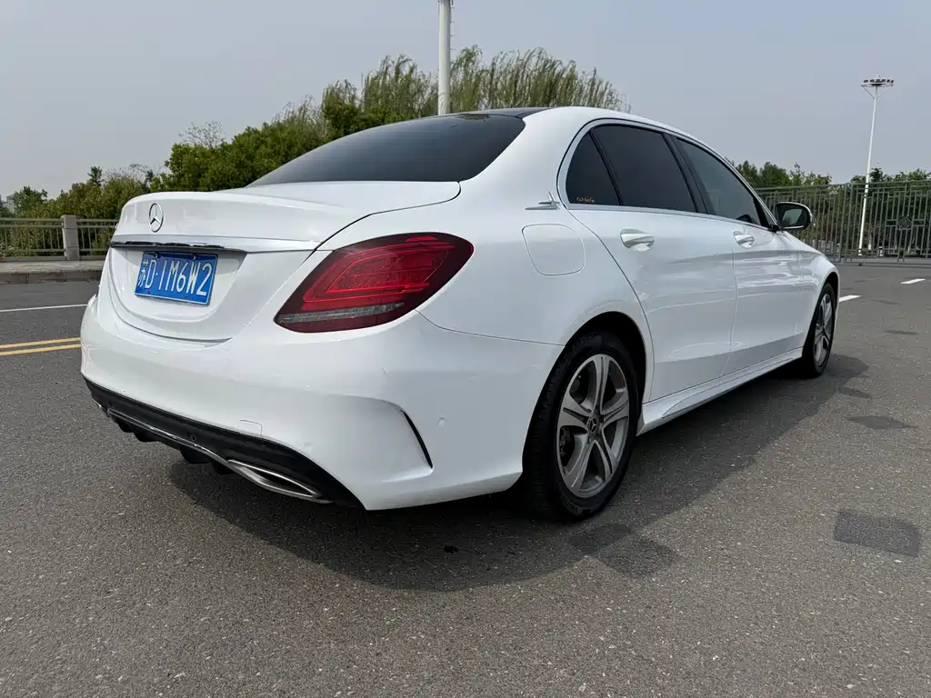 Mercedes-Benz C-Class 2019 — фото 21