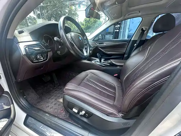 BMW 5 Series 2018